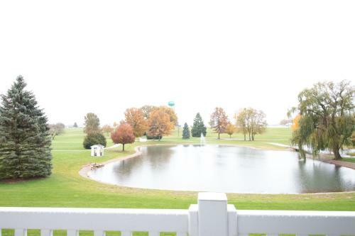 Hotel Essenhaus Inn & Conf. Center