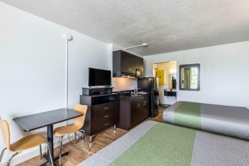 Hotel Studio 6 Pekin