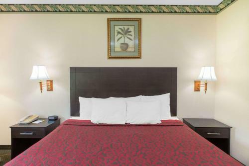 Hotel Days Inn By Wyndham Sullivan