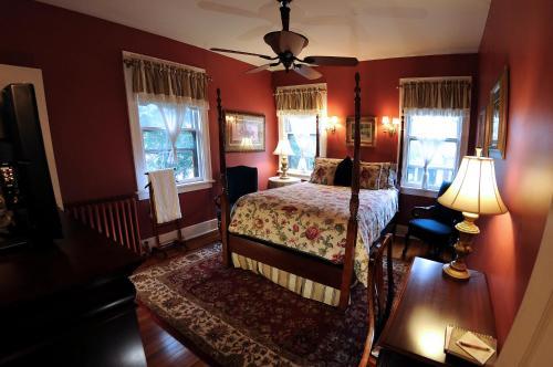 Bed & Breakfast The Oliver Inn