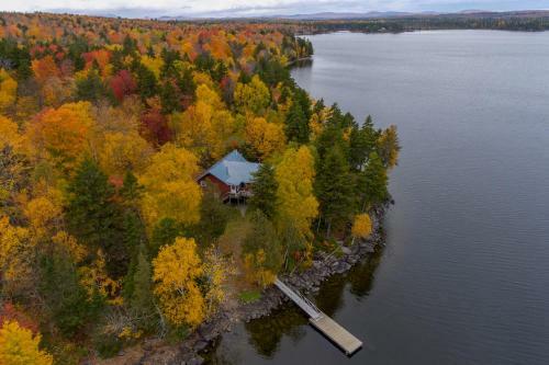 Moosehead Sports Lodge