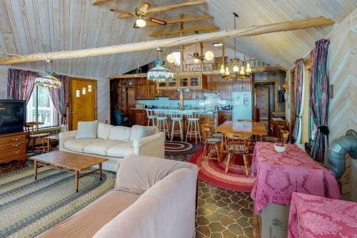 Moosehead Sports Lodge