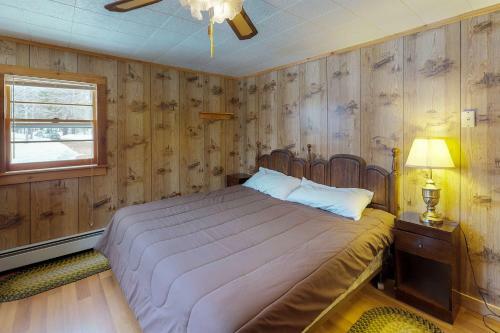 Moosehead Sports Lodge