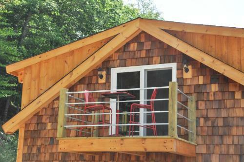 Hawk's Nest Lodge