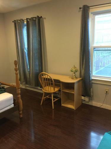 Apartamento Affordable Room In Sweet Home House