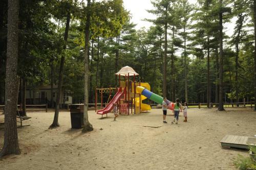 Gateway To Cape Cod 38 Ft. Park Model 12
