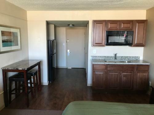 Allen Park Motor Lodge