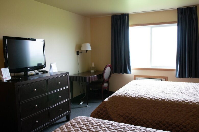 Hotel East Grand Inn