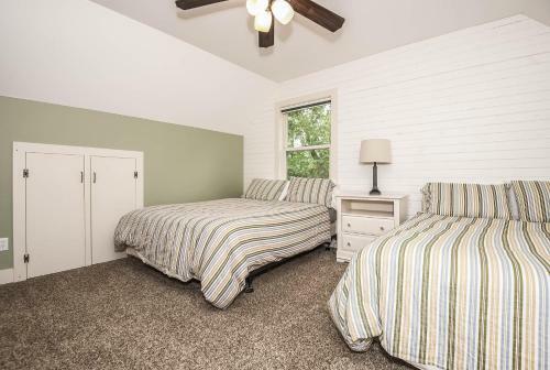Villa Goshorn Lake Cottage #26 Beach House