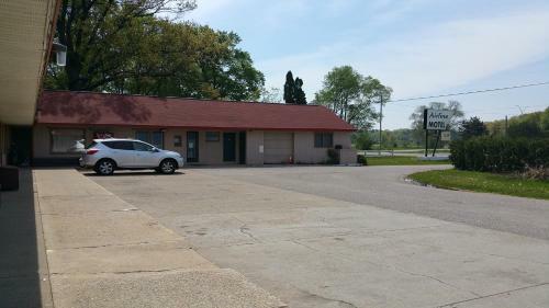 Airline Motel