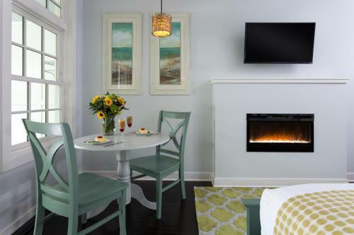 Bed & Breakfast The Hotel Saugatuck - Adults Only