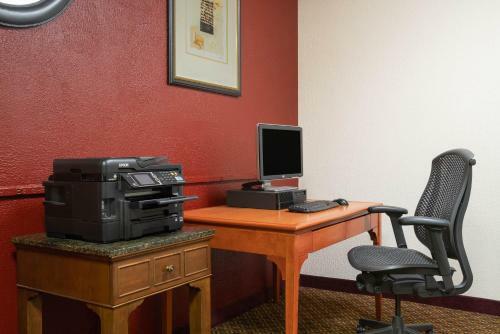 Hotel Ramada By Wyndham Albert Lea