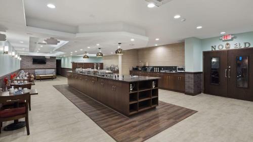 Best Western Premier Detroit Southfield Hotel