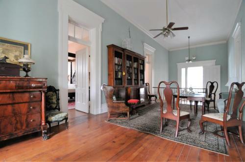 Bed & Breakfast Belmont Plantation, Est 1857