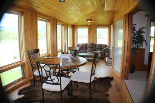 Bitterroot River Bed And Breakfast