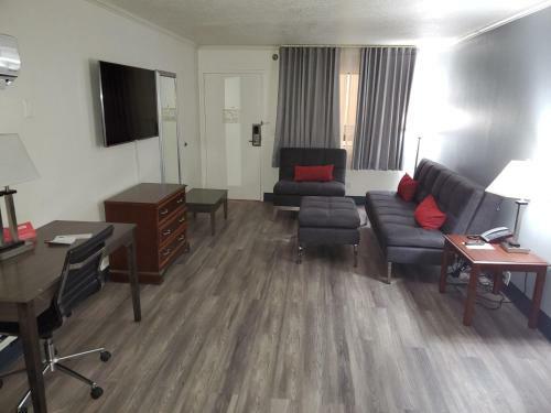 Hotel Ramada By Wyndham North Platte