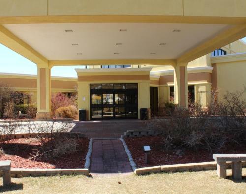 Hotel Ramada By Wyndham North Platte