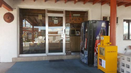 Motel Cottonwood Court