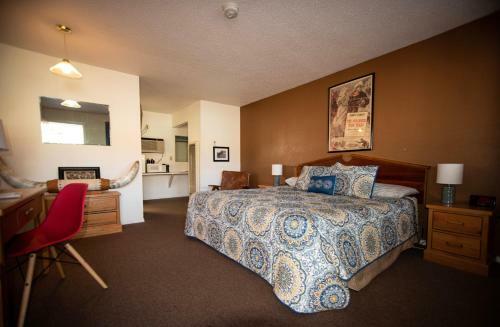 Motel Raton Pass Inn
