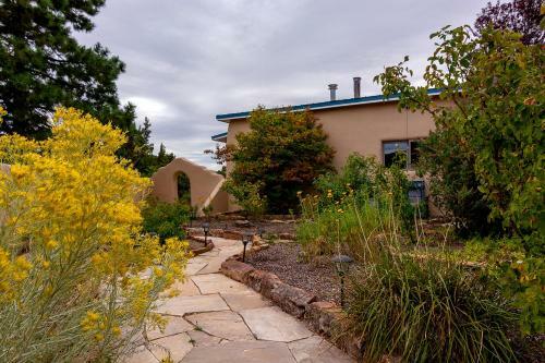 Villa Historic East Side Hacienda