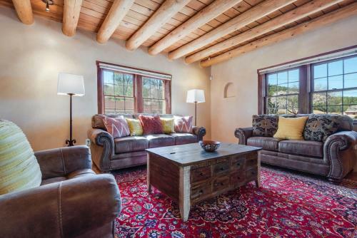 3 Bedroom - Secluded Mountain Views - Canyon River