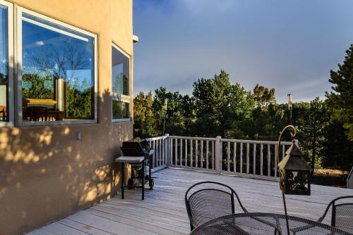 2 Bedroom - Secluded, Mountain Views - Twilight