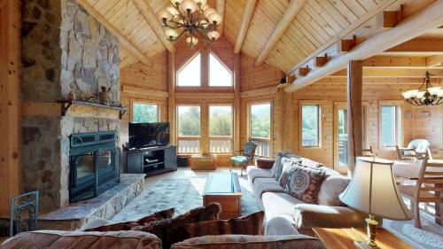 Lake Placid & Whiteface Grand Jay Lodge