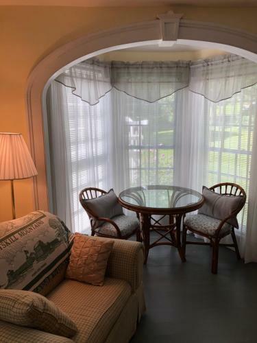 Stamford Gables Bed And Breakfast