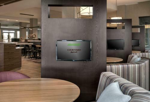 Hotel Courtyard By Marriott Schenectady At Mohawk Harbor