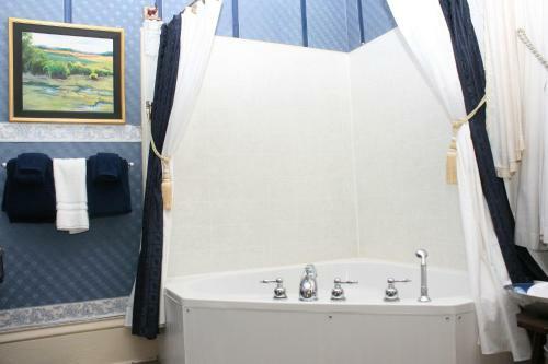 The Gridley Inn B&B