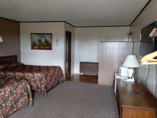 Budget Host 4U Motel