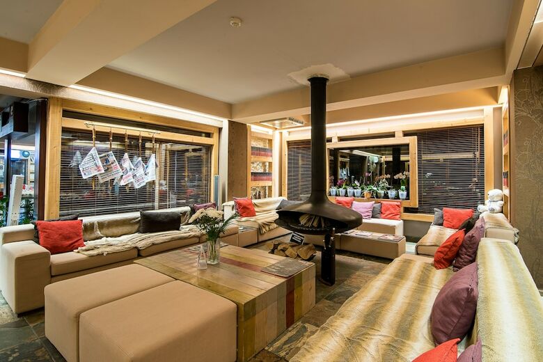 Ioana Hotels