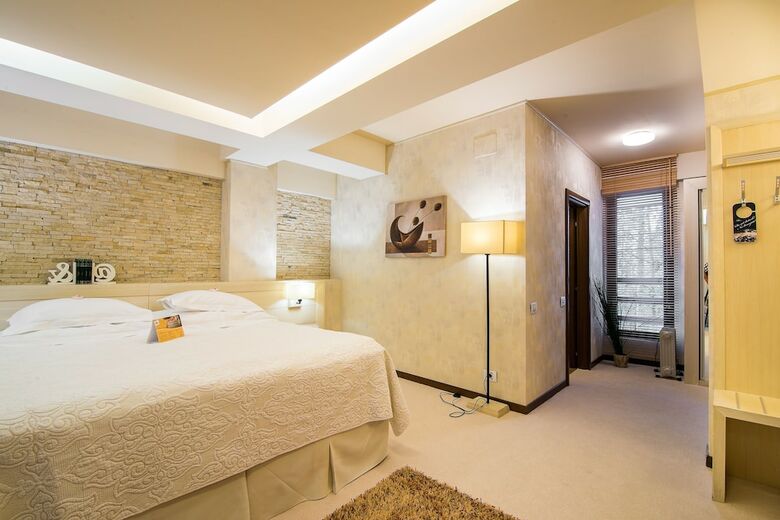 Ioana Hotels