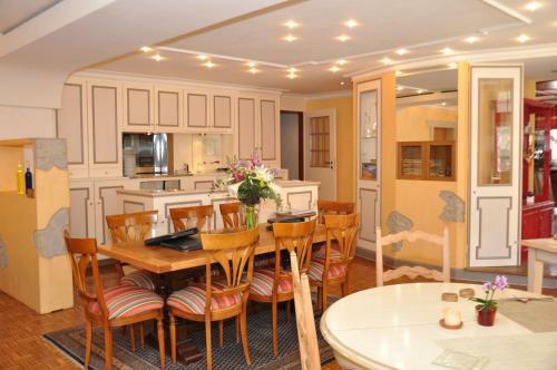 Hostal H�tel-restaurant De La Tour