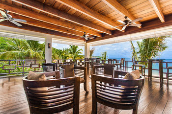Hotel Ceblue Villas & Beach Resort