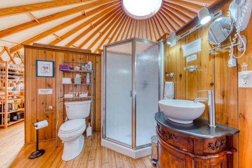 Yurt On The Bay