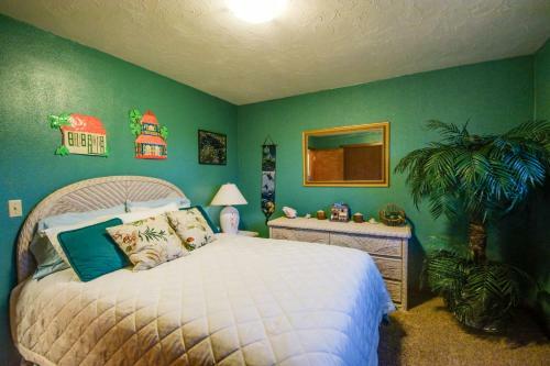 Sparkling Sands Oceanfront