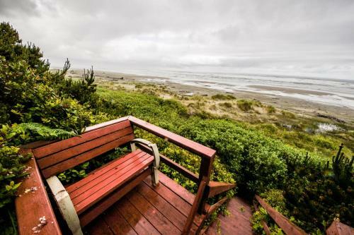 Seadrifter Oceanfront Beach House