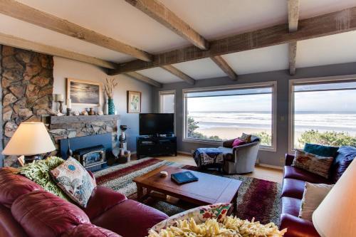 Seadrifter Oceanfront Beach House