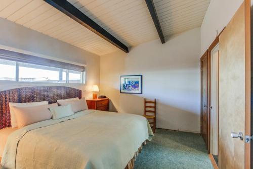 Captain's Quarters