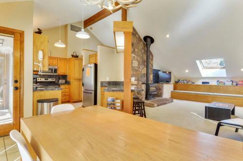 Klamath 6 Three-bedroom Home