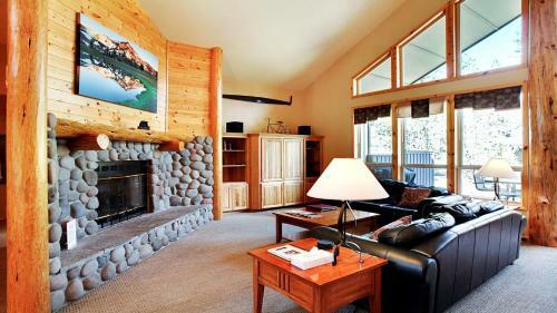 Hickory 26 Four-bedroom Home