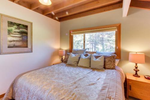 Meadow House 30 | Discover Sunriver