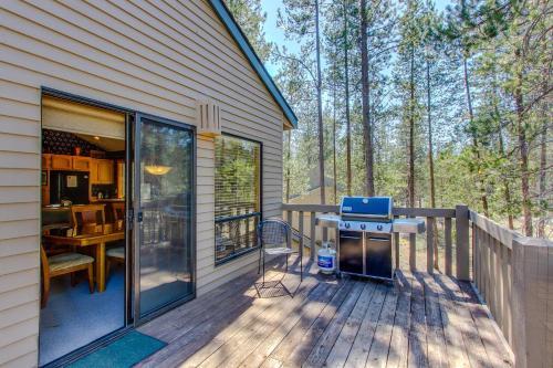 Central Lane 03 | Discover Sunriver