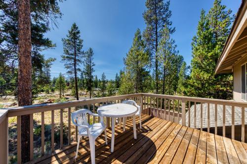 Mt Rainier Lane 07 | Discover Sunriver