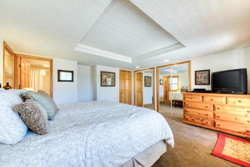 Mt Rainier Lane 07 | Discover Sunriver