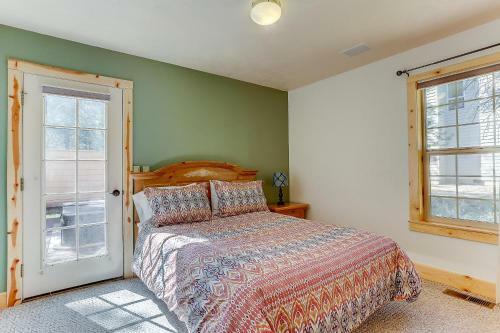 3 Mt. Baker-ac-hot Tub-4br/3ba
