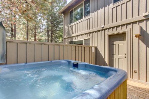 17 Camas Lane