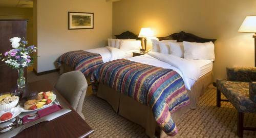 Hotel The Chateau Resort