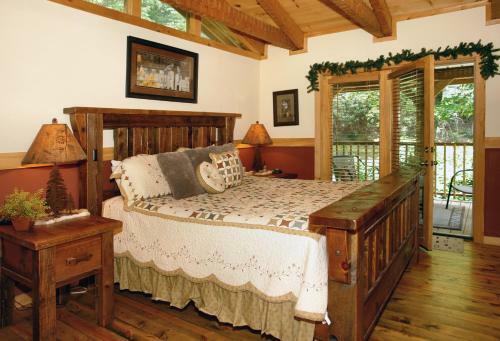 Serenity Creek Cabin